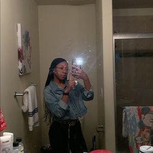 Meet your Posher, Ariana